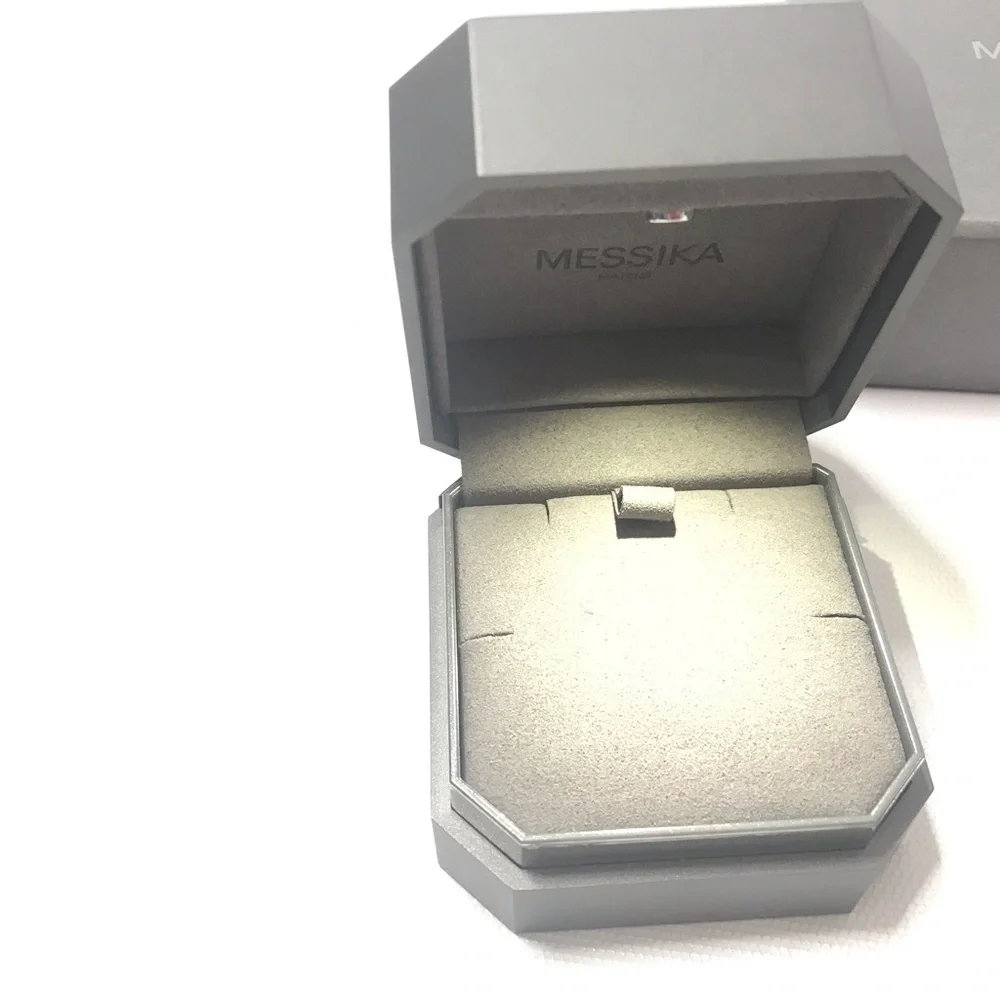 Messika Paris Jewelry E-0014P Necklace Chain Bracelet Box S/M With Light NEW - Picture 2 of 7